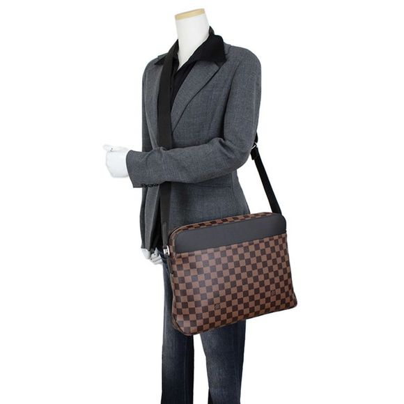 Louis Vuitton Damier Jake Messenger MM - Picture 6 of 7